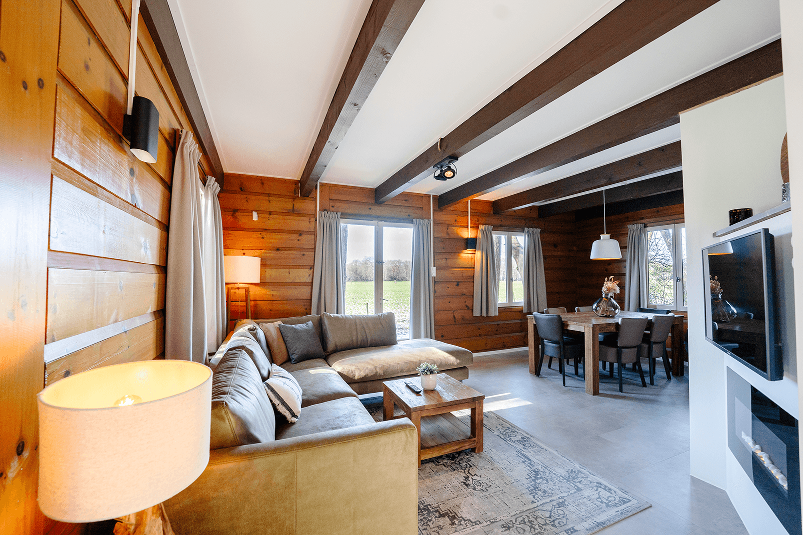 Charmanter kanadischer Bungalow am Wiesenrand
