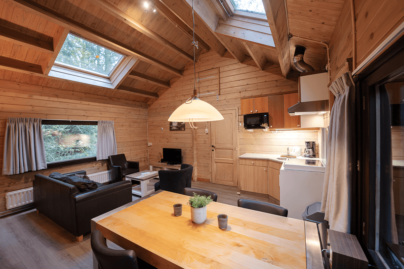Idyllisches, hundefreundliches Natur-Ferienhaus am Dünenrand