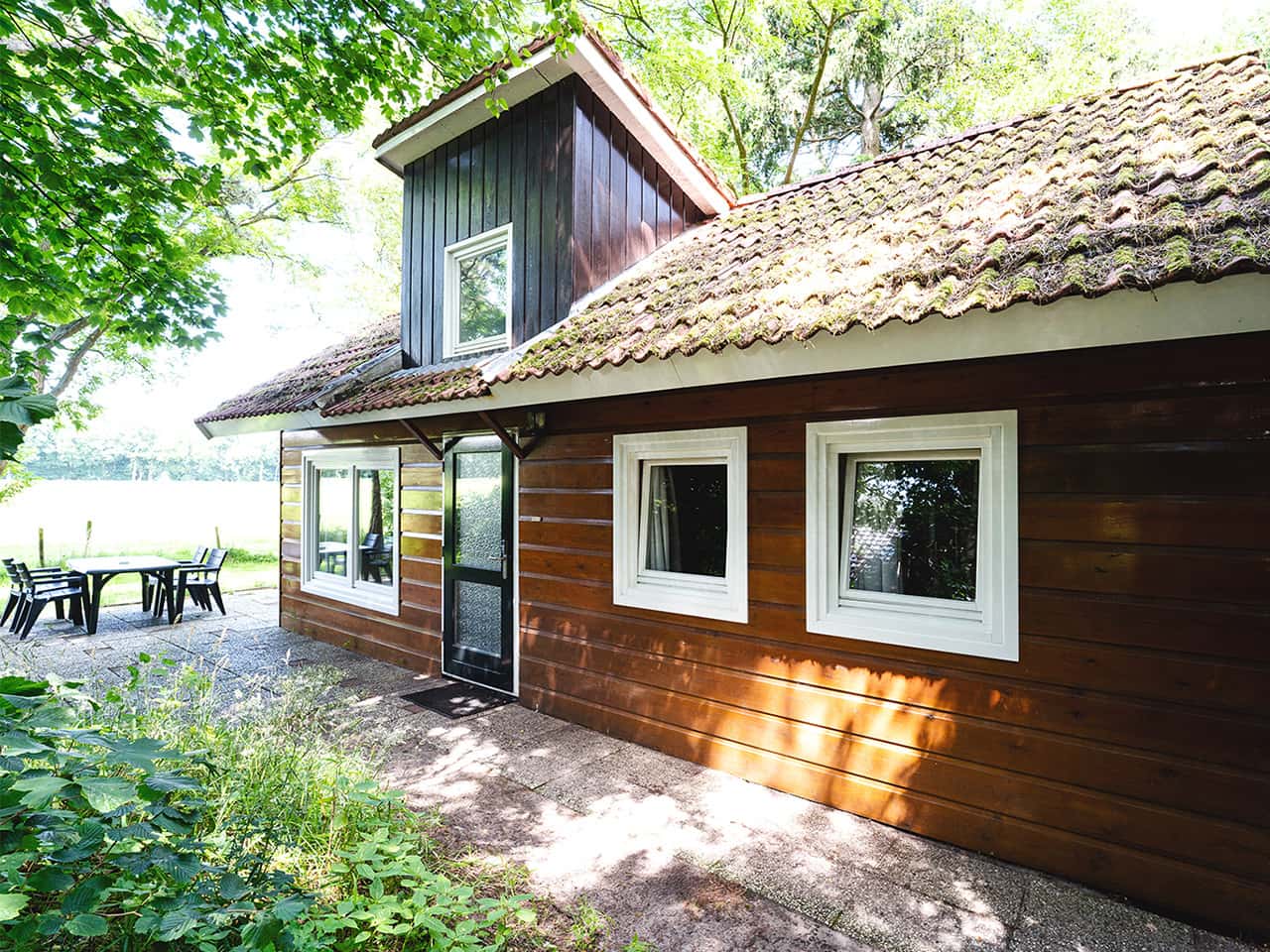 Ebenerdiges Ferienhaus am Wiesenrand