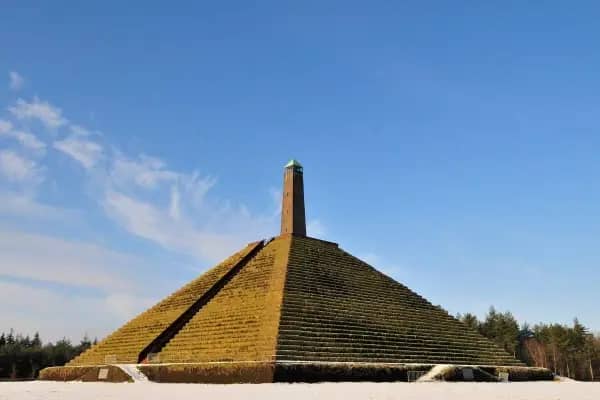 Pyramide von Austerlitz
